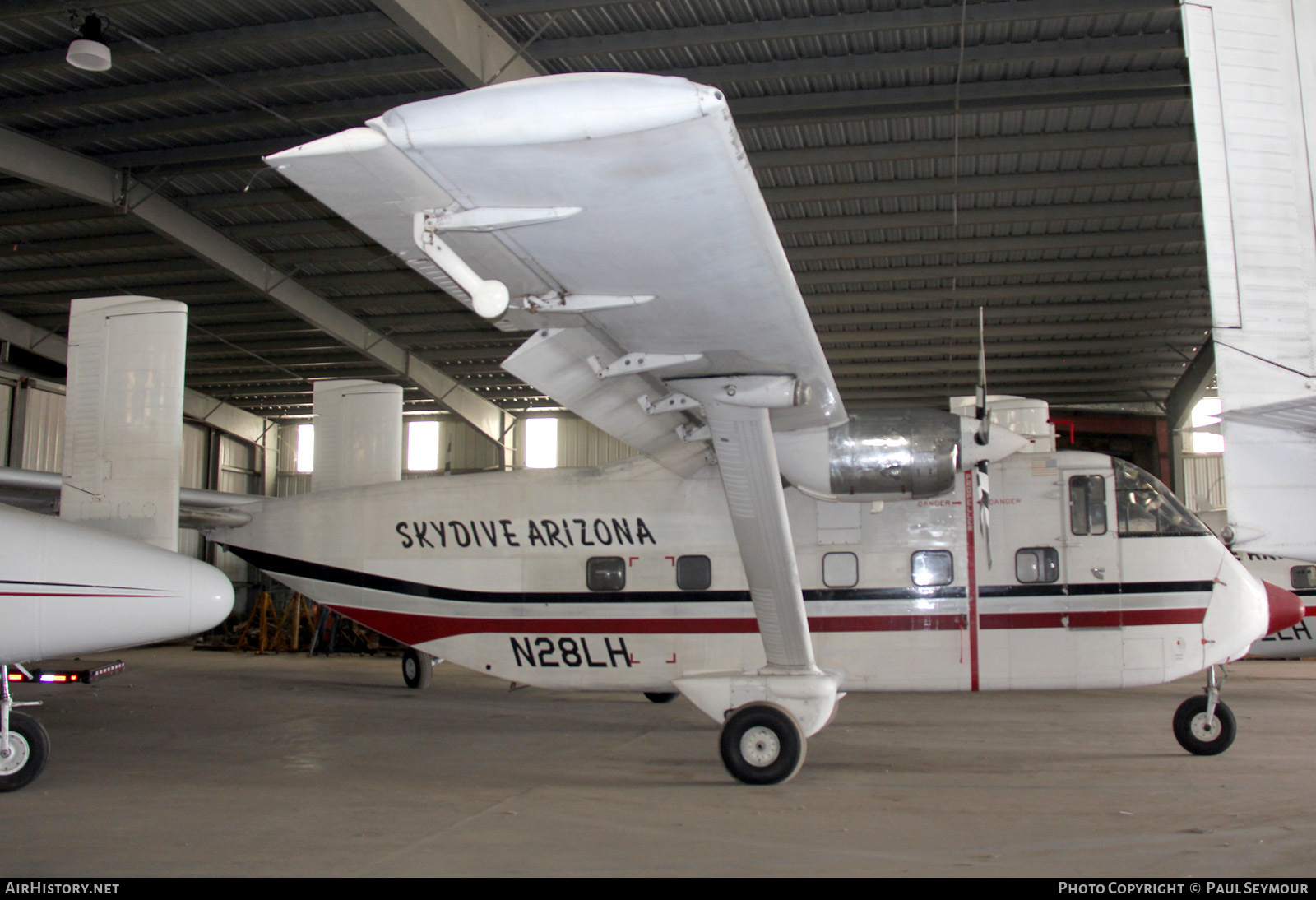 Aircraft Photo of N28LH | Short SC.7 Skyvan 3-200 | Skydive Arizona | AirHistory.net #516553