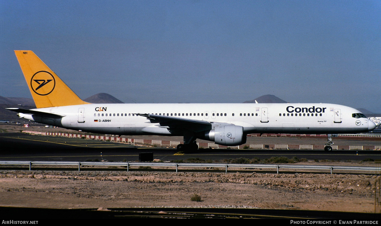 Aircraft Photo of D-ABNH | Boeing 757-230 | Condor Flugdienst | AirHistory.net #516636