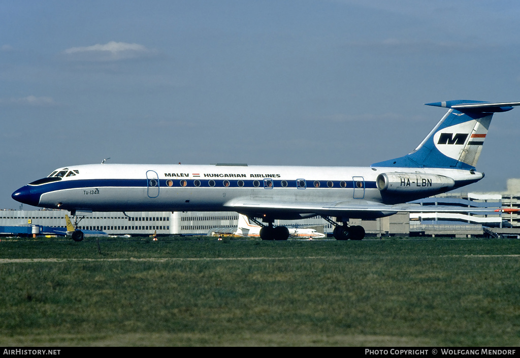 Aircraft Photo of HA-LBN | Tupolev Tu-134A-3 | Malév - Hungarian Airlines | AirHistory.net #516662