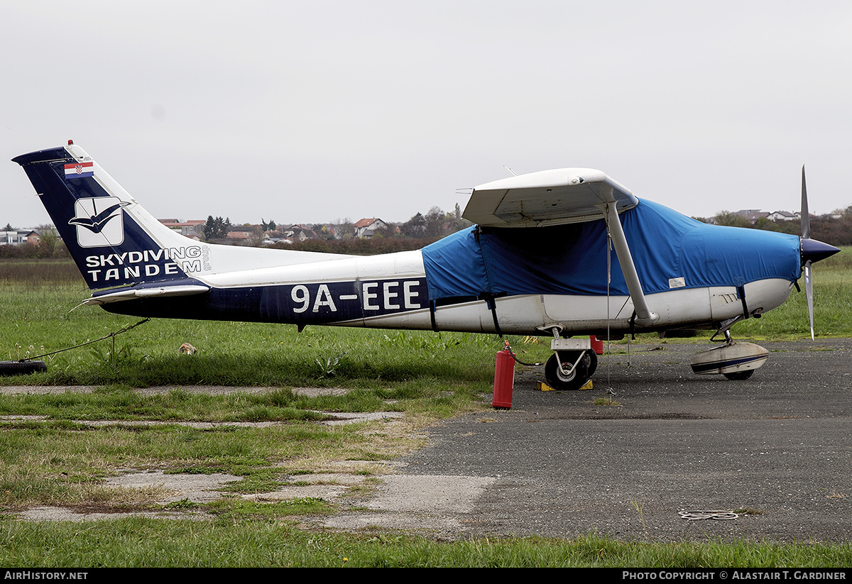 Aircraft Photo of 9A-EEE | Cessna 182Q Skylane | Skydiving Tandem Group | AirHistory.net #516671