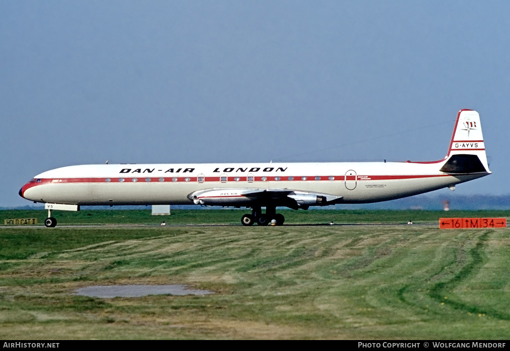 Aircraft Photo of G-AYVS | De Havilland D.H. 106 Comet 4C | Dan-Air London | AirHistory.net #516780