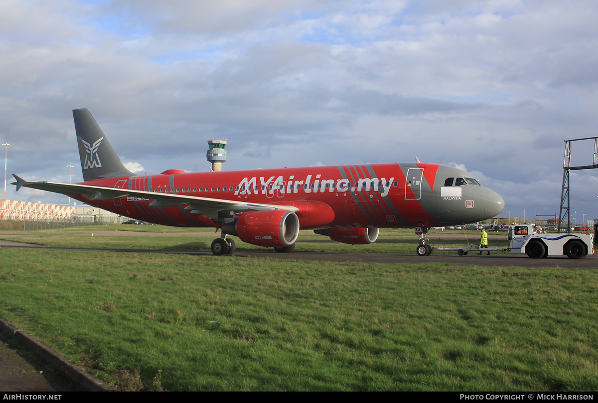 Aircraft Photo of OE-IZU | Airbus A320-214 | MyAirline | AirHistory.net #516812