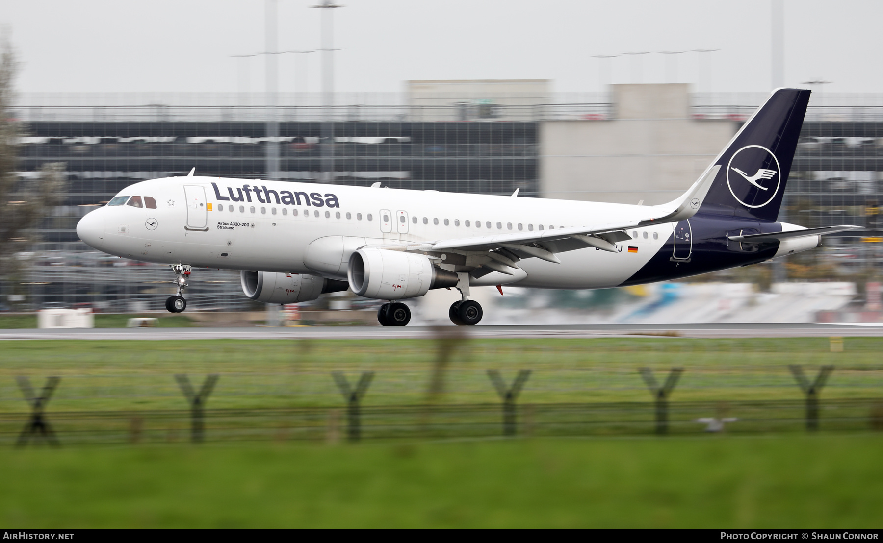 Aircraft Photo of D-AIWJ | Airbus A320-214 | Lufthansa | AirHistory.net #516864