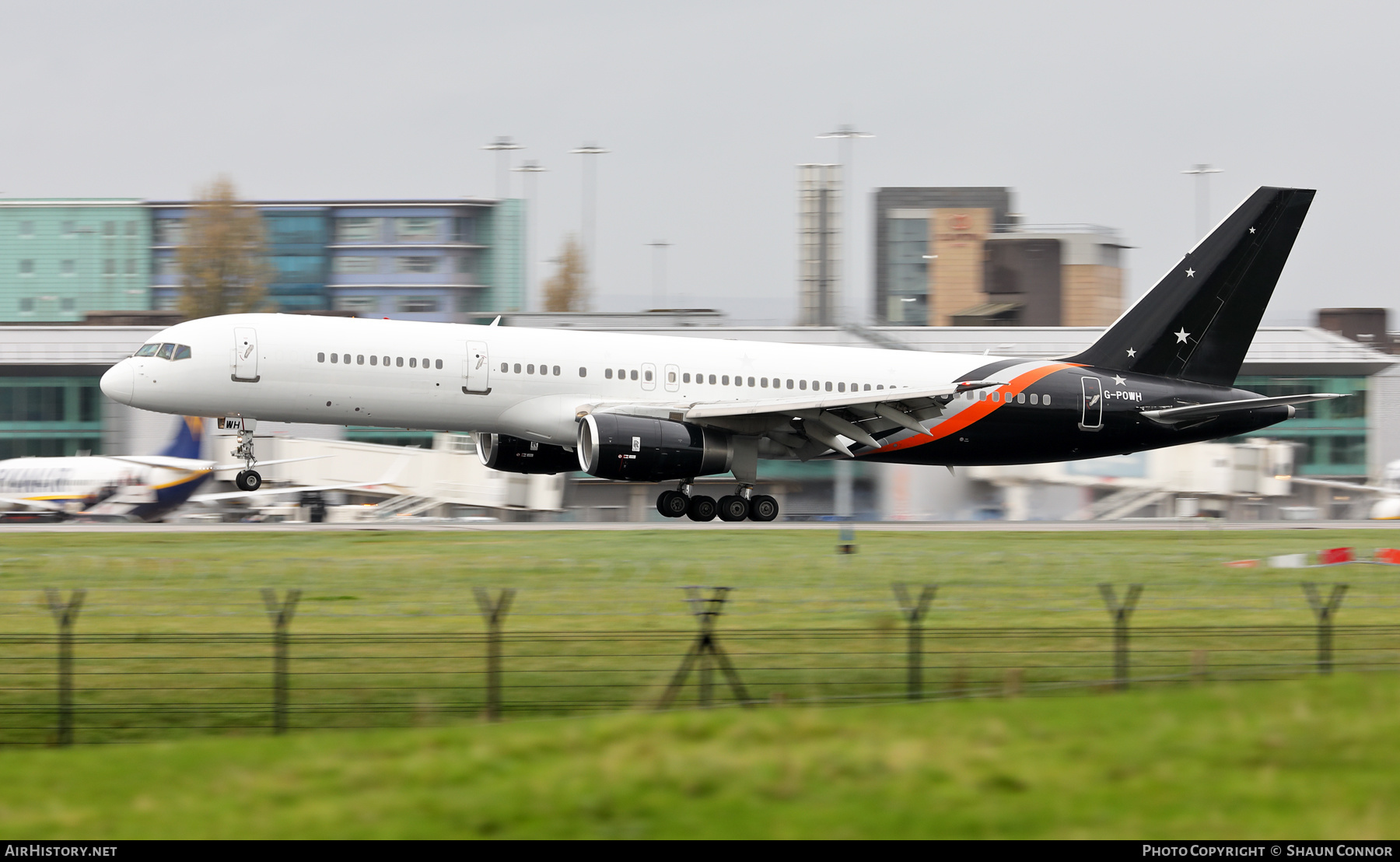 Aircraft Photo of G-POWH | Boeing 757-256 | Titan Airways | AirHistory.net #516868