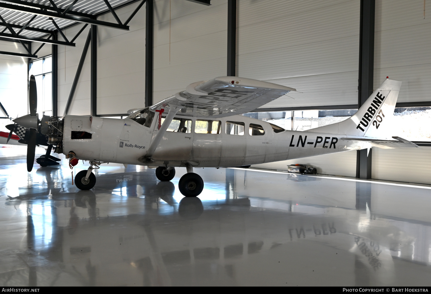 Aircraft Photo of LN-PER | Cessna T207/Soloy Turbine 207 | AirHistory.net #516880