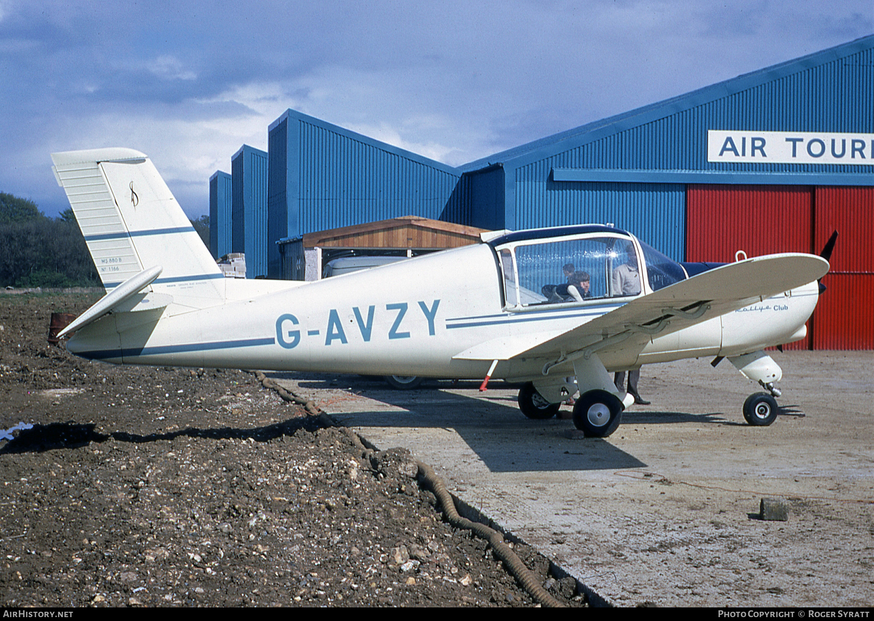 Aircraft Photo of G-AVZY | Morane-Saulnier MS-880B Rallye Club | AirHistory.net #516906
