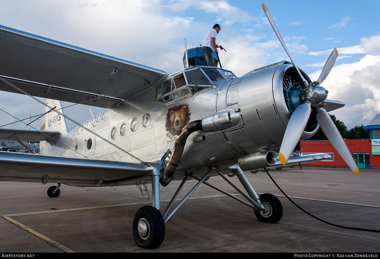 Aircraft Photo of LY-BIG | Antonov An-2T | Air Unique | AirHistory.net #516931