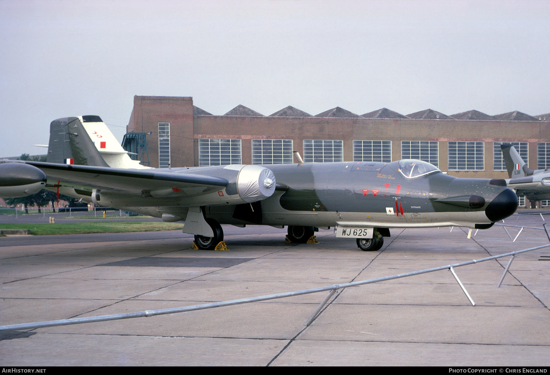 Aircraft Photo of WJ625 | English Electric Canberra T17 | UK - Air Force | AirHistory.net #516935