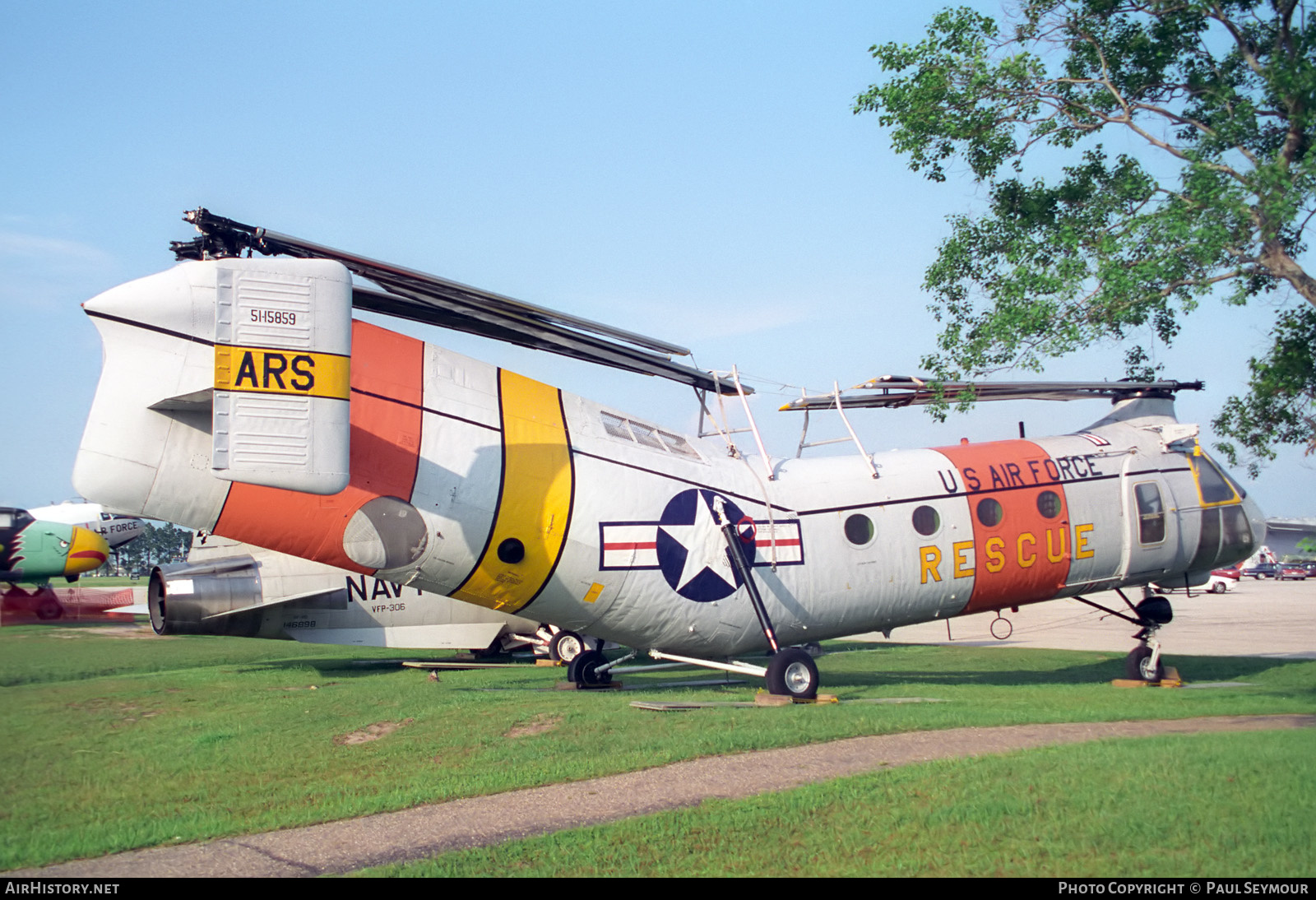 Aircraft Photo of 51-15859 | Piasecki CH-21B Workhorse | USA - Air Force | AirHistory.net #516936