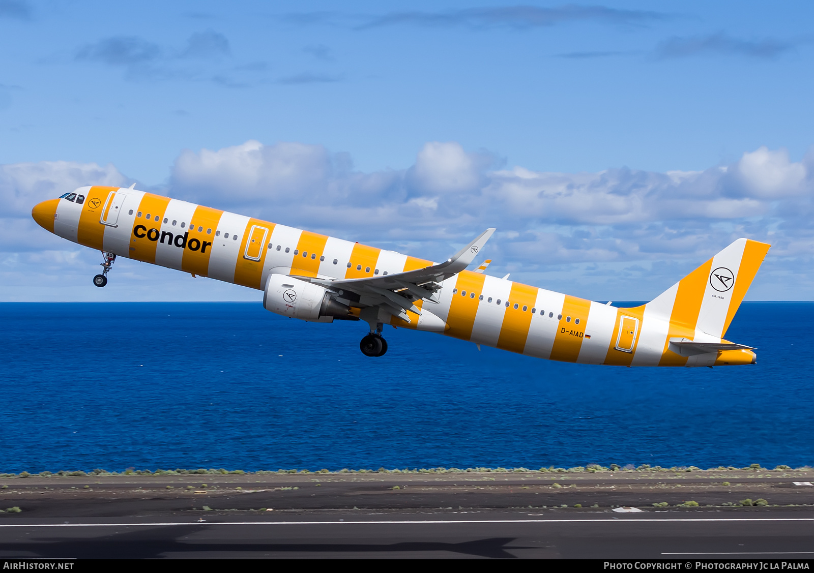 Aircraft Photo of D-AIAD | Airbus A321-211 | Condor Flugdienst | AirHistory.net #516951