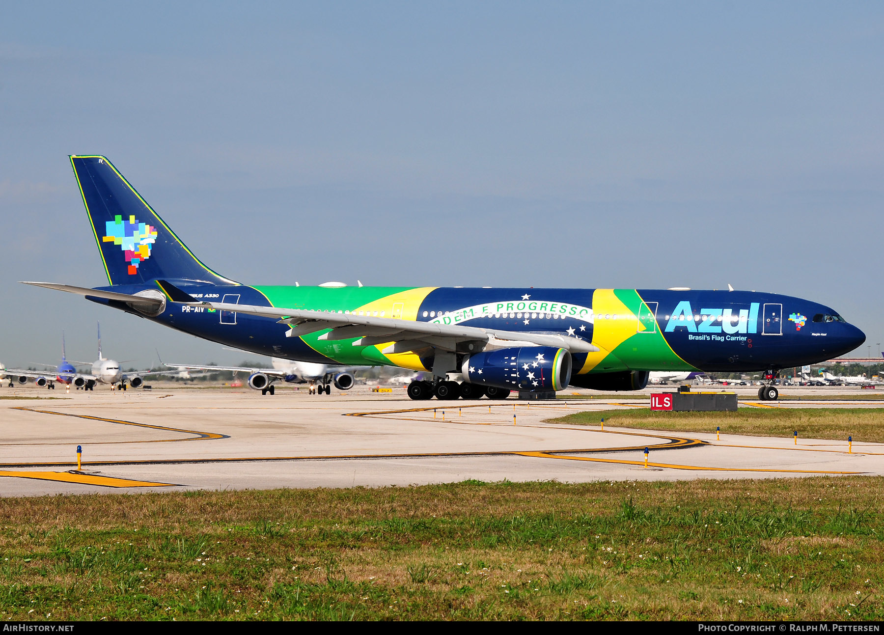 Aircraft Photo of PR-AIV | Airbus A330-243 | Azul Linhas Aéreas Brasileiras | AirHistory.net #517011