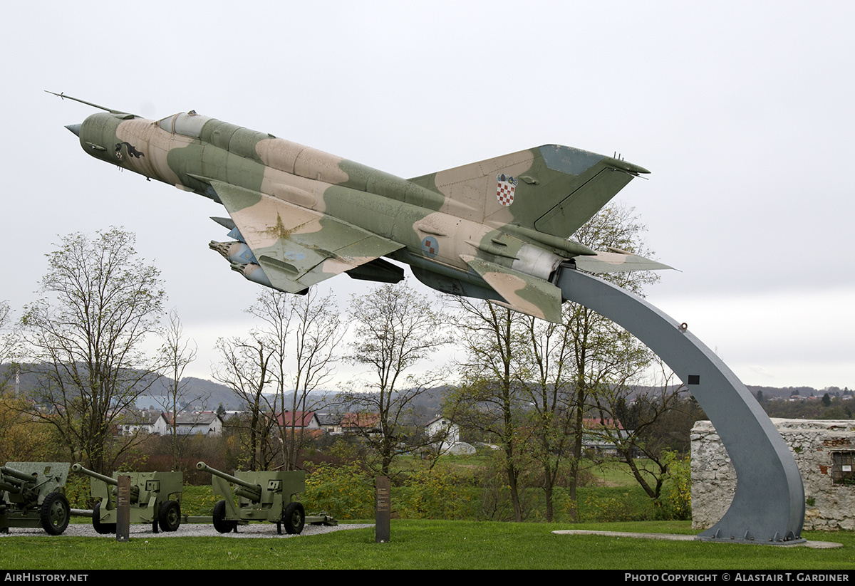 Aircraft Photo of 126 | Mikoyan-Gurevich MiG-21bis | Croatia - Air Force | AirHistory.net #517020