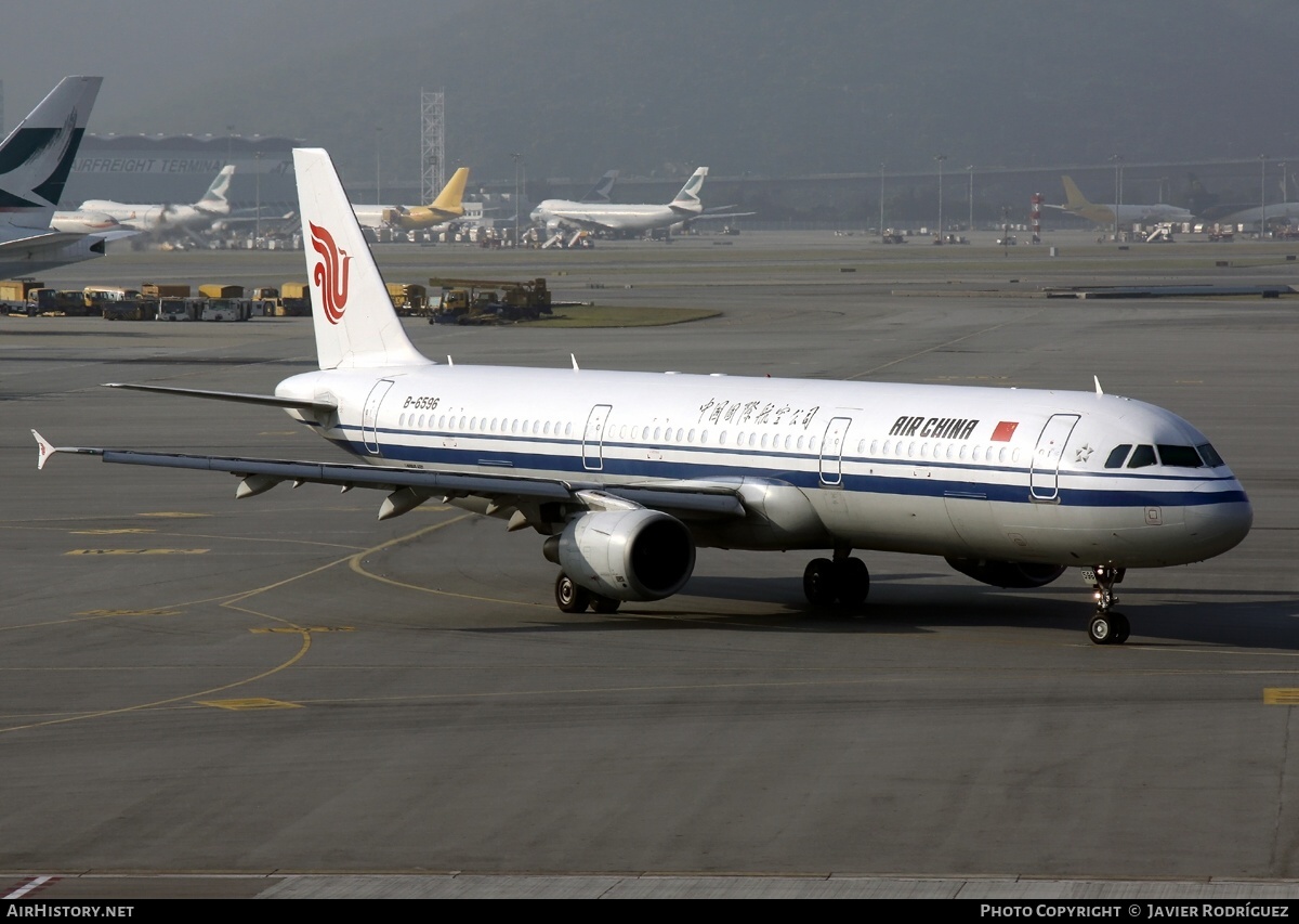 Aircraft Photo of B-6596 | Airbus A321-213 | Air China | AirHistory.net #517040