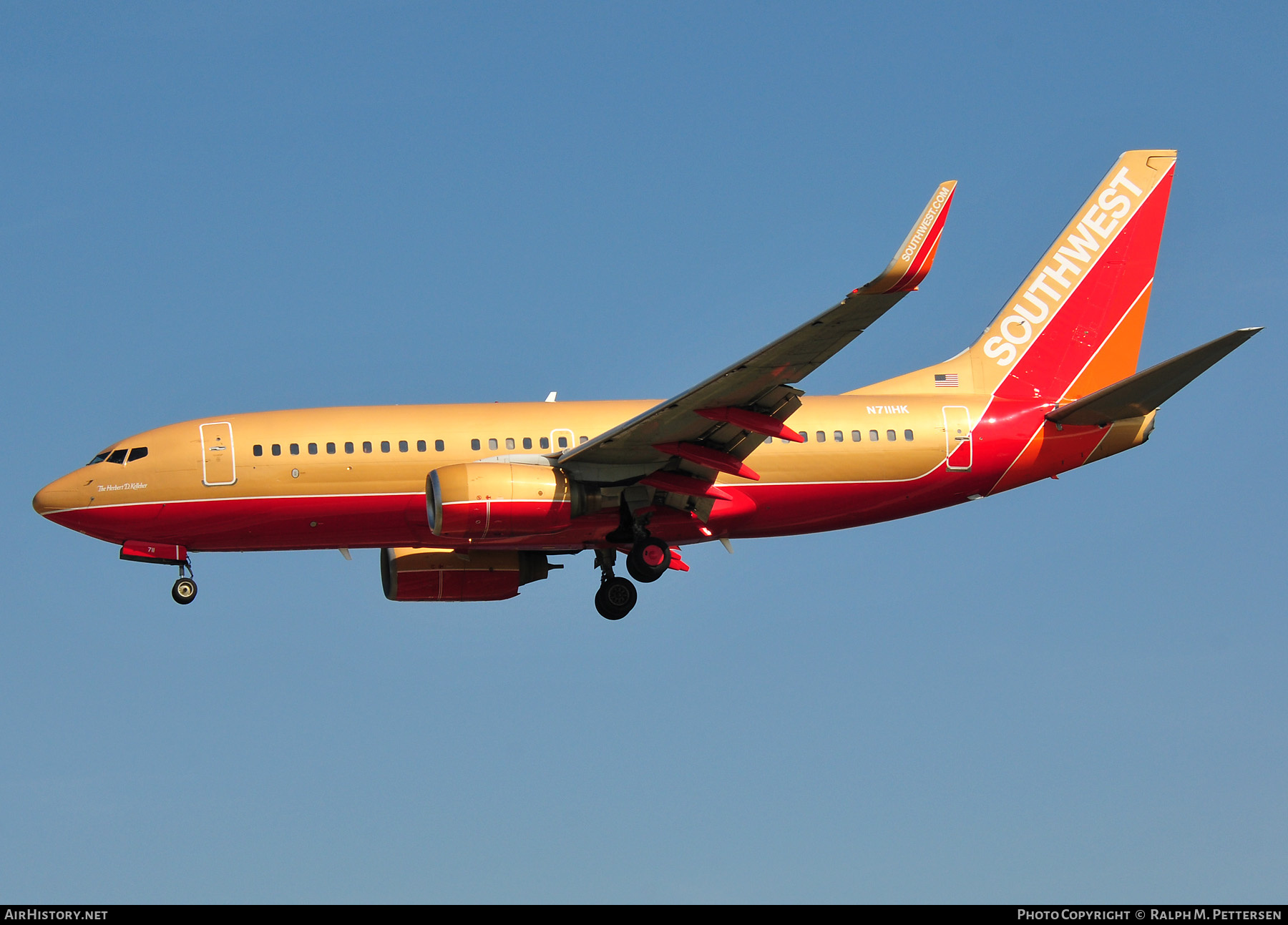 Aircraft Photo of N711HK | Boeing 737-7H4 | Southwest Airlines | AirHistory.net #517052