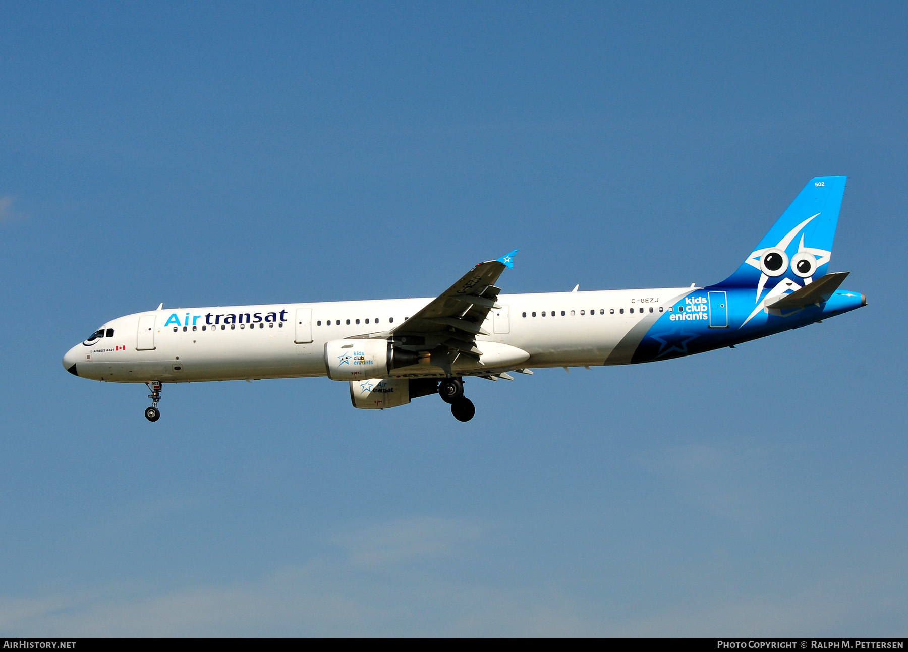 Aircraft Photo of C-GEZJ | Airbus A321-211 | Air Transat | AirHistory.net #517055