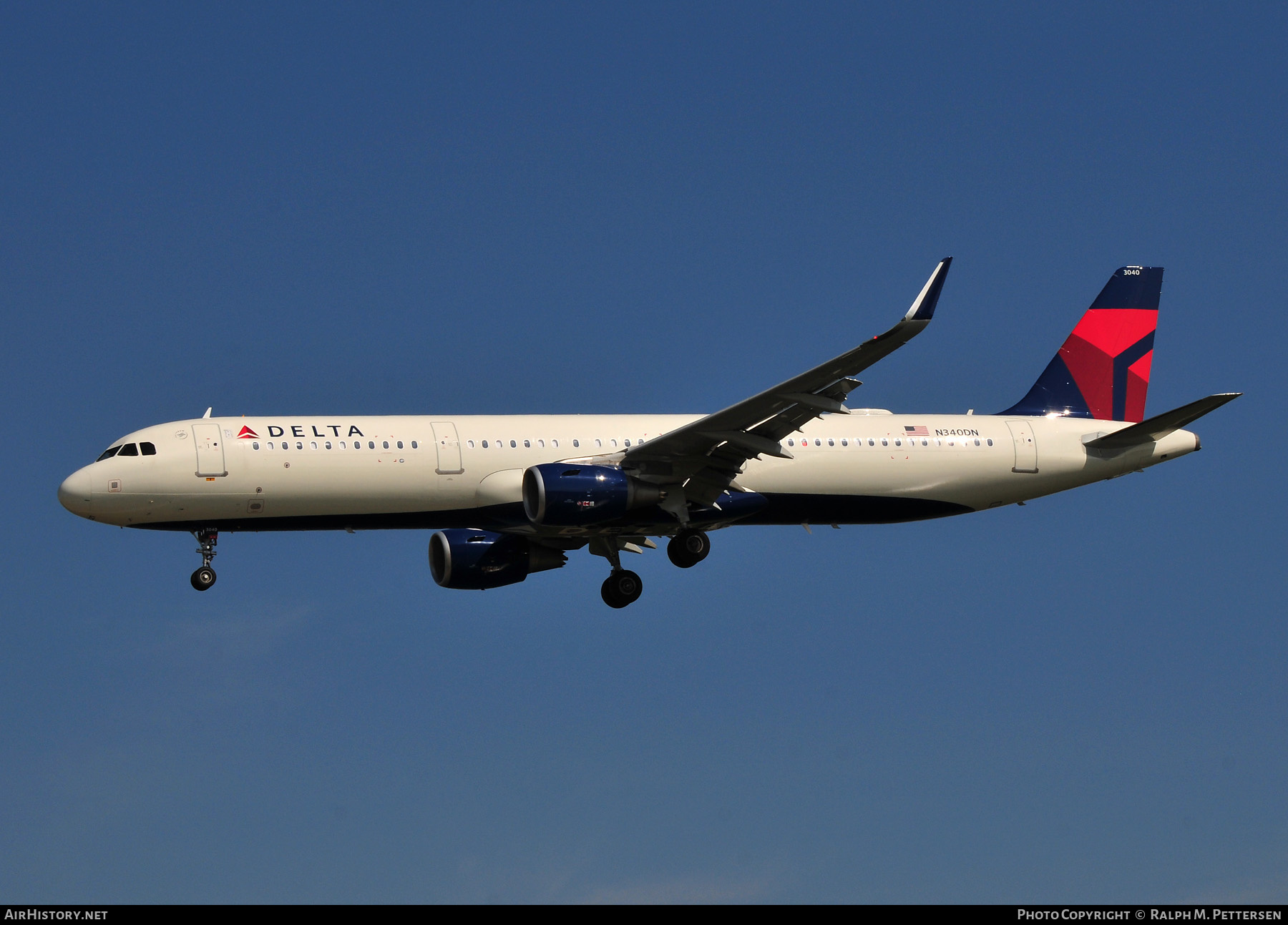 Aircraft Photo of N340DN | Airbus A321-211 | Delta Air Lines | AirHistory.net #517066