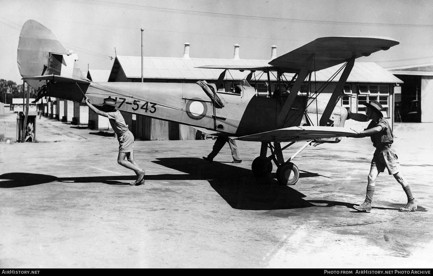Aircraft Photo of A17-543 | De Havilland D.H. 82A Tiger Moth | Australia - Air Force | AirHistory.net #517141