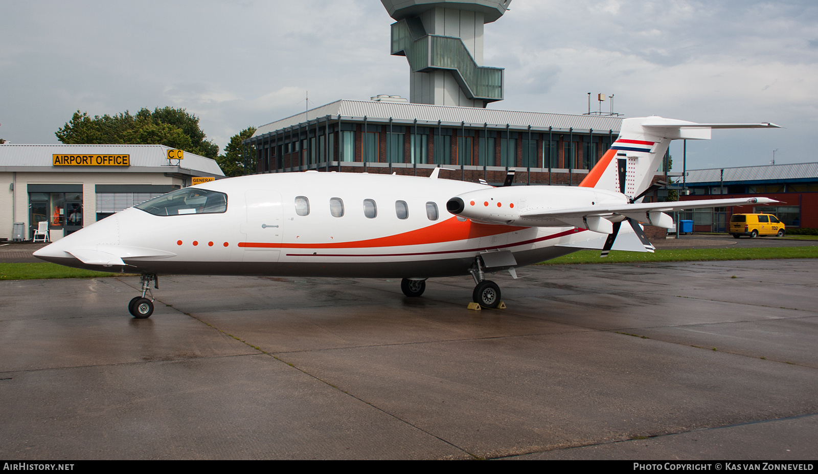 Aircraft Photo of PH-HRK | Piaggio P-180 Avanti II | Solid Air | AirHistory.net #517175