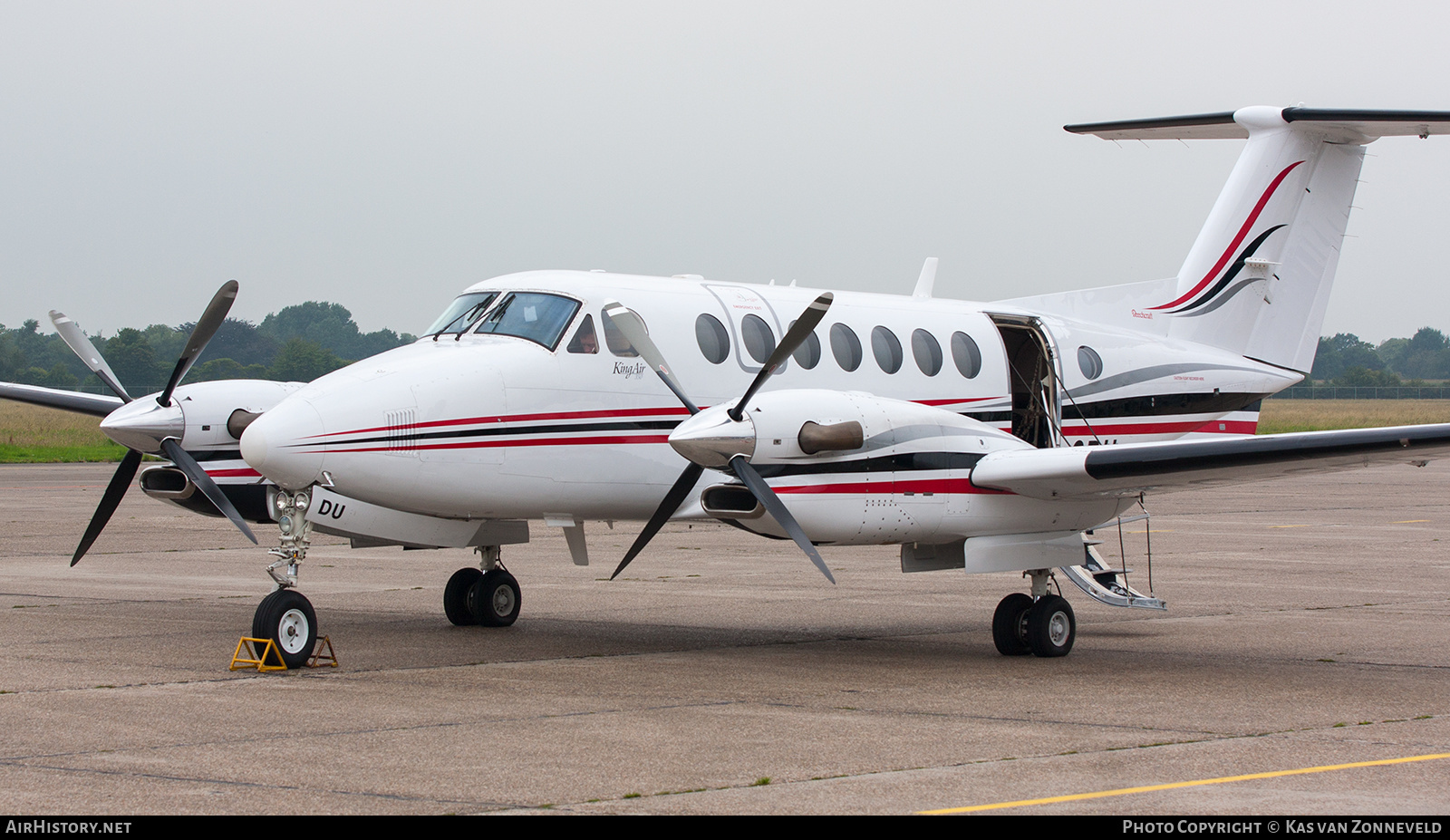 Aircraft Photo of OO-SDU | Raytheon 350 King Air (B300) | AirHistory.net #517191