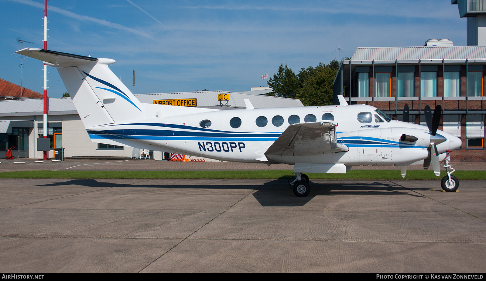 Aircraft Photo of N300PP | Beech Super King Air 300 | AirHistory.net #517246