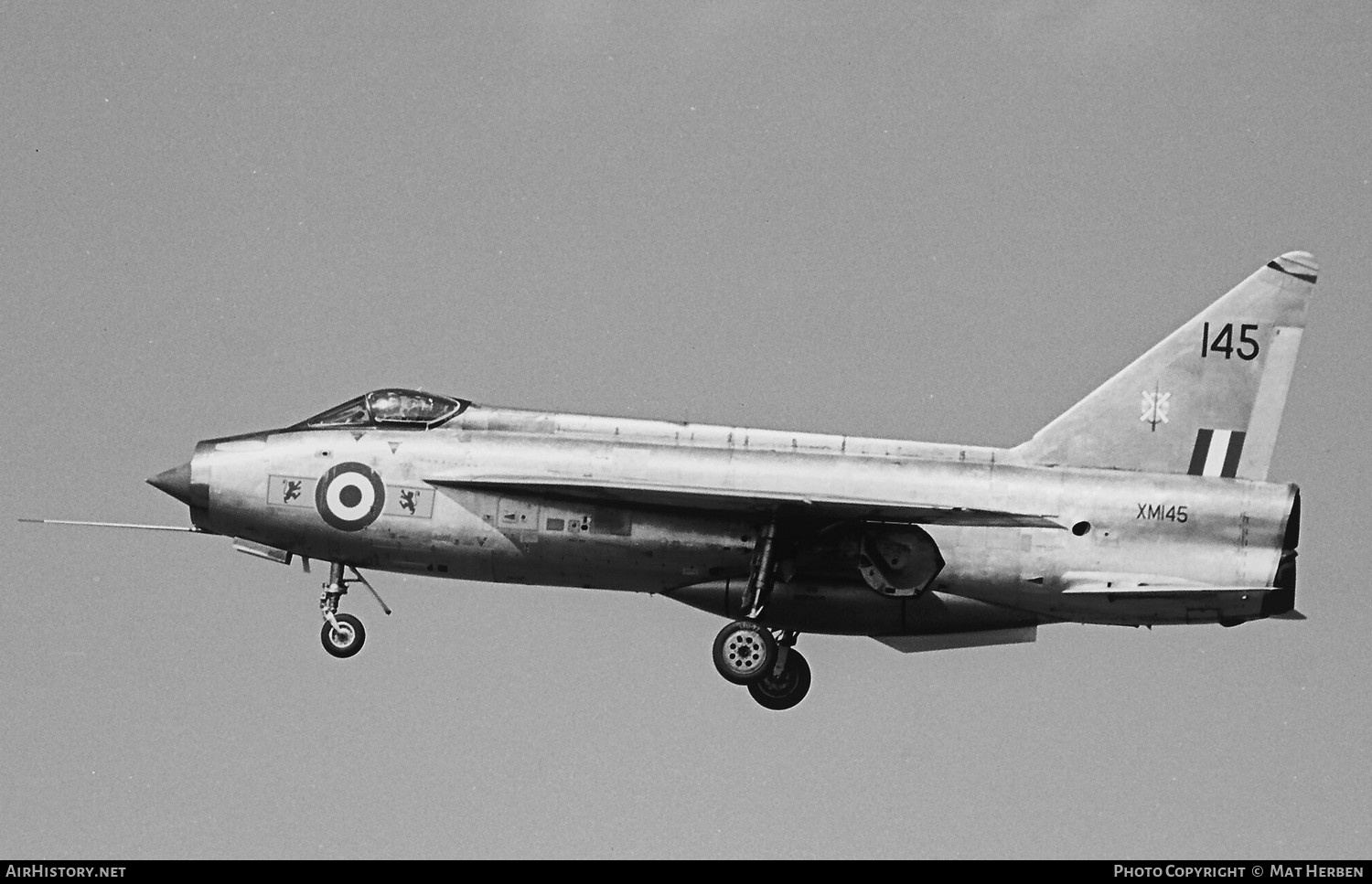 Aircraft Photo of XM145 | English Electric Lightning F1 | UK - Air Force | AirHistory.net #517412