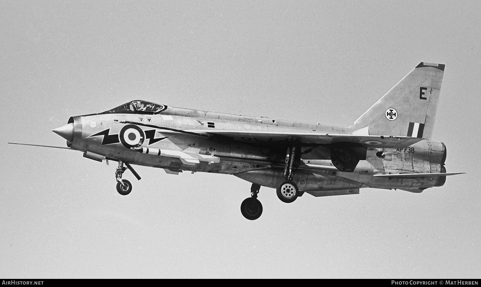 Aircraft Photo of XP738 | English Electric Lightning F3 | UK - Air Force | AirHistory.net #517414