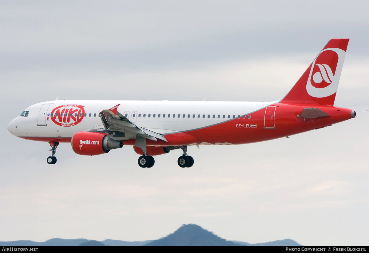 Aircraft Photo of OE-LEU | Airbus A320-214 | Niki | AirHistory.net #517444