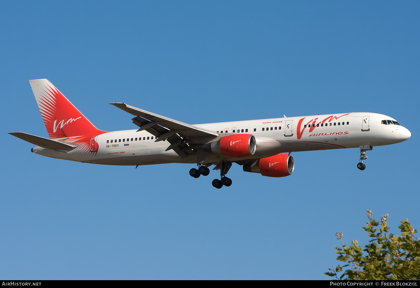 Aircraft Photo of RA-73011 | Boeing 757-230 | VIM Airlines | AirHistory.net #517455