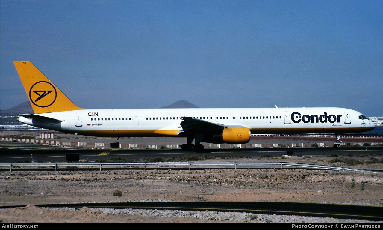 Aircraft Photo of D-ABOA | Boeing 757-330 | Condor Flugdienst | AirHistory.net #517488