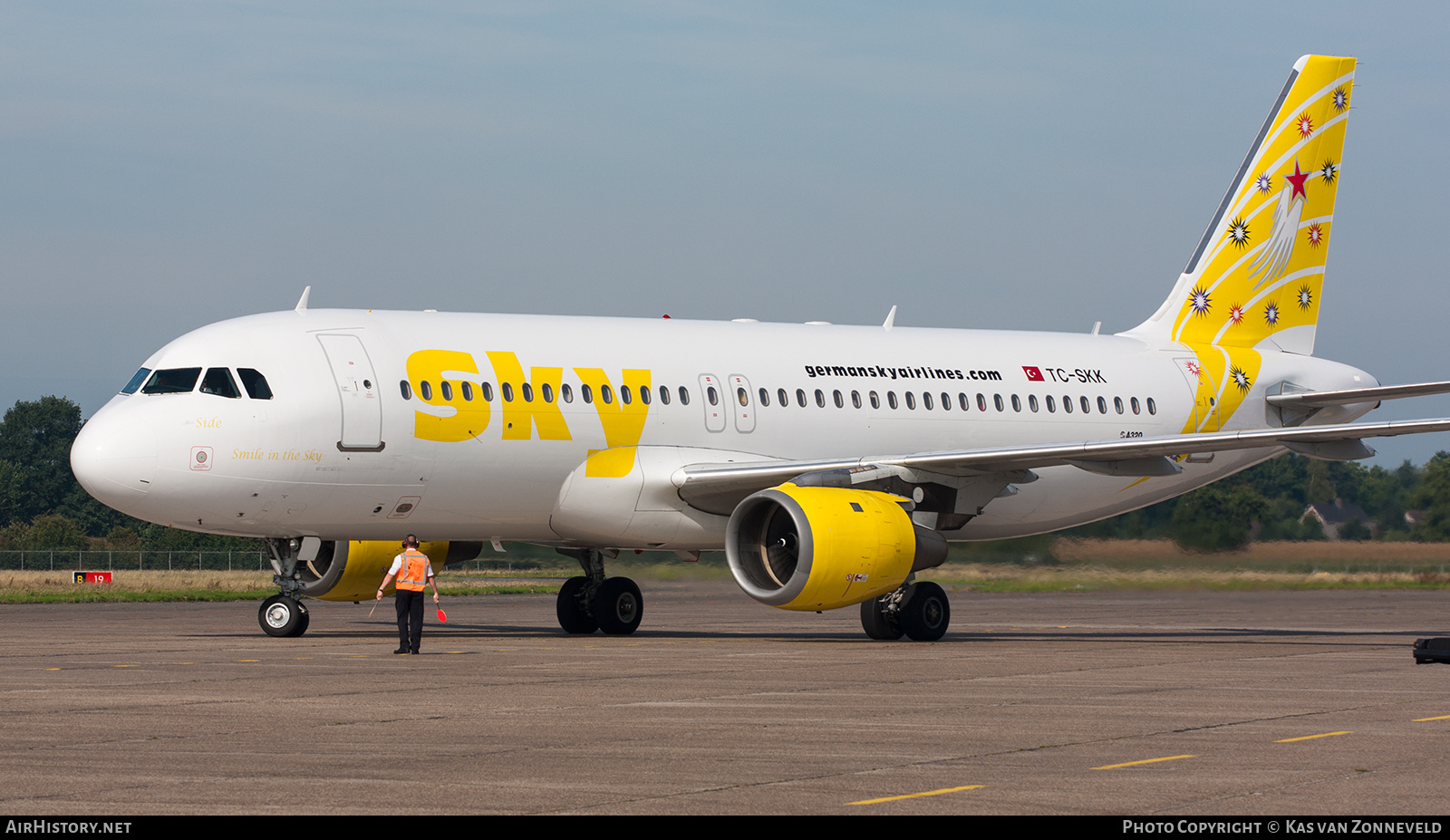 Aircraft Photo of TC-SKK | Airbus A320-211 | Sky Airlines | AirHistory.net #517519