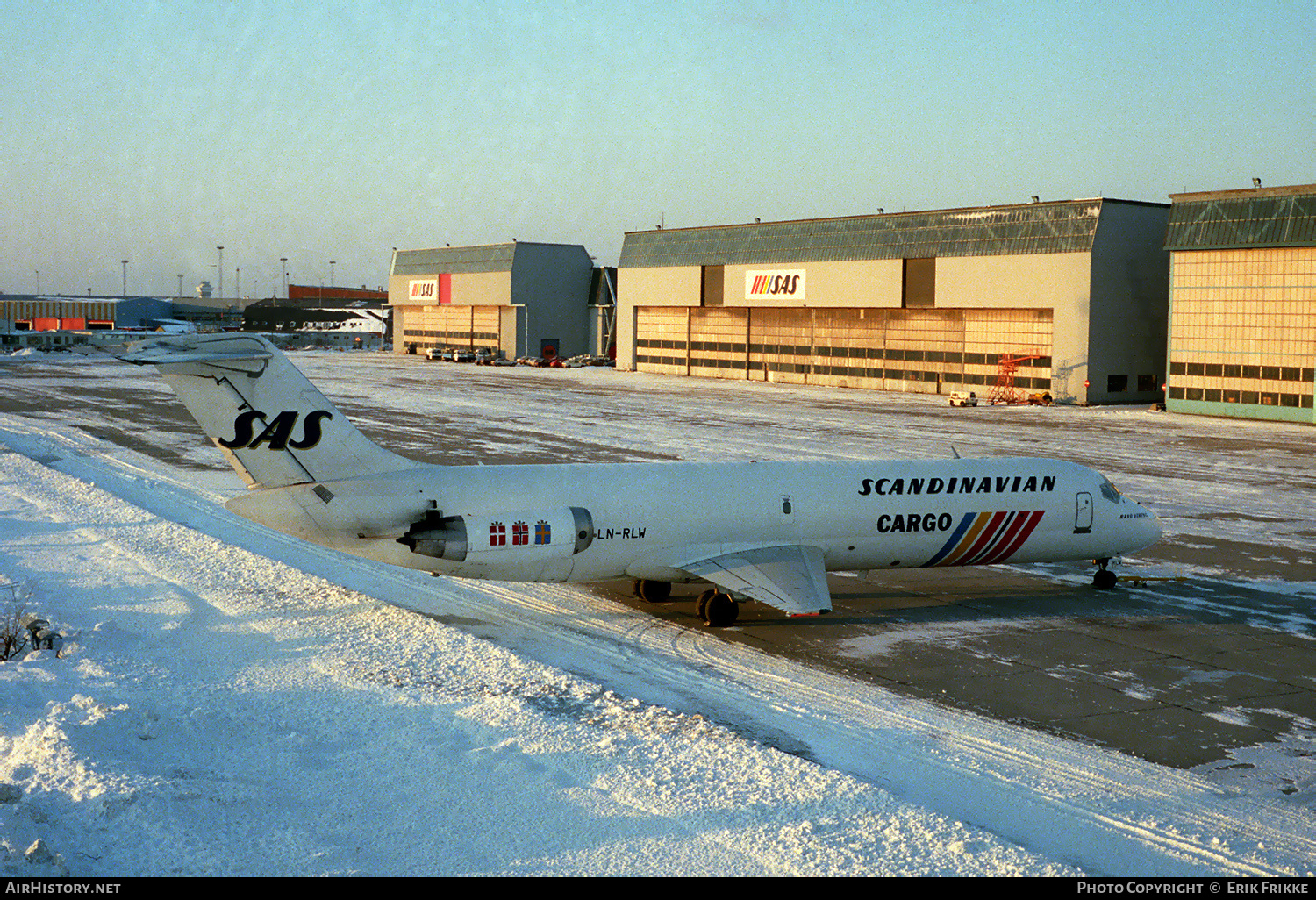 Aircraft Photo of LN-RLW | McDonnell Douglas DC-9-33F | Scandinavian Airlines - SAS Cargo | AirHistory.net #517746