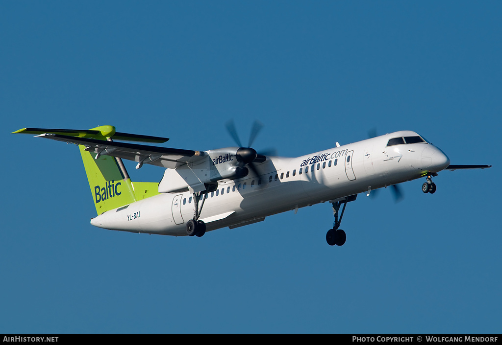 Aircraft Photo of YL-BAI | Bombardier DHC-8-402 Dash 8 | AirBaltic | AirHistory.net #517758