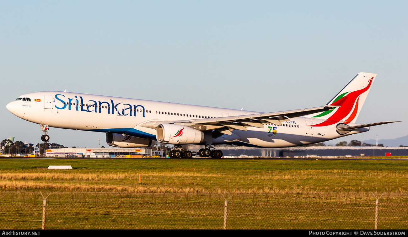 Aircraft Photo of 4R-ALP | Airbus A330-343 | SriLankan Airlines | AirHistory.net #517775