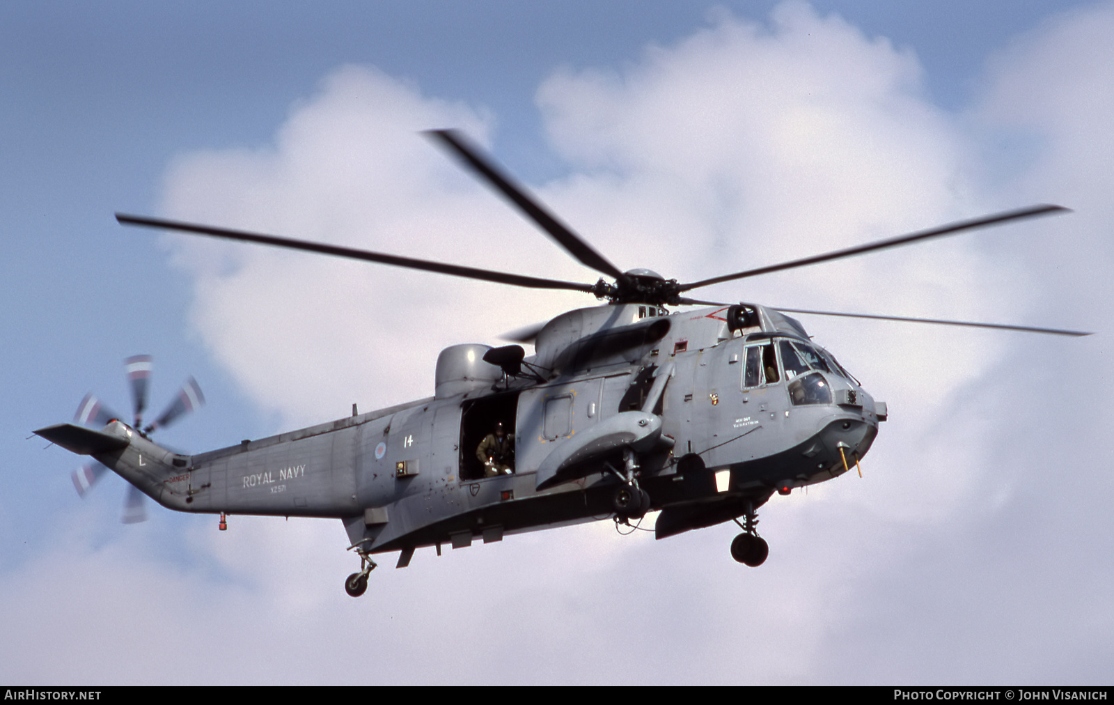 Aircraft Photo of XZ571 | Westland WS-61 Sea King HAS6 | UK - Navy | AirHistory.net #517845