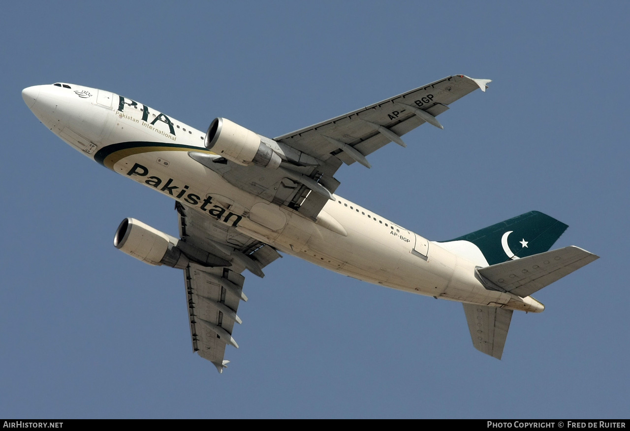 Aircraft Photo of AP-BGP | Airbus A310-324/ET | Pakistan International Airlines - PIA | AirHistory.net #517846