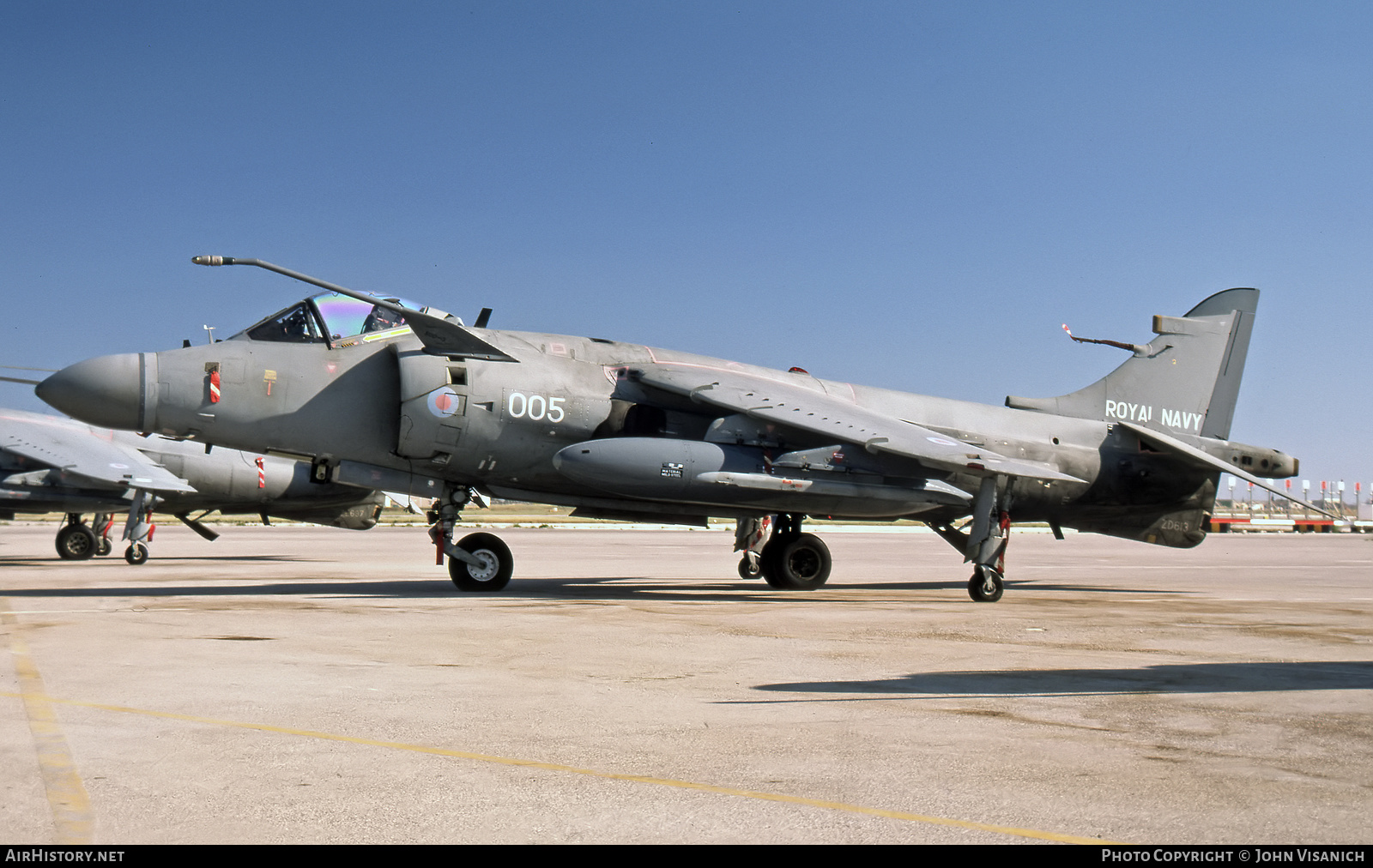 Aircraft Photo of ZD613 | British Aerospace Sea Harrier FRS1 | UK - Navy | AirHistory.net #517850