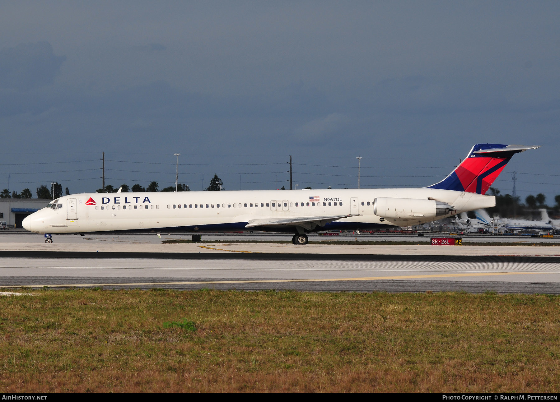 Aircraft Photo of N967DL | McDonnell Douglas MD-88 | Delta Air Lines | AirHistory.net #517964
