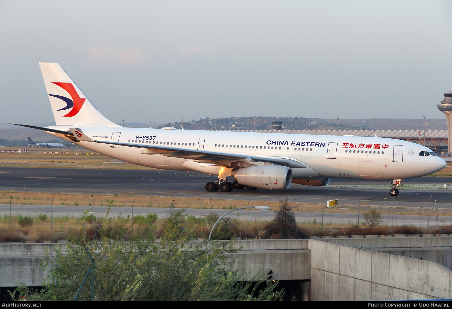 Aircraft Photo of B-6537 | Airbus A330-243 | China Eastern Airlines | AirHistory.net #518130