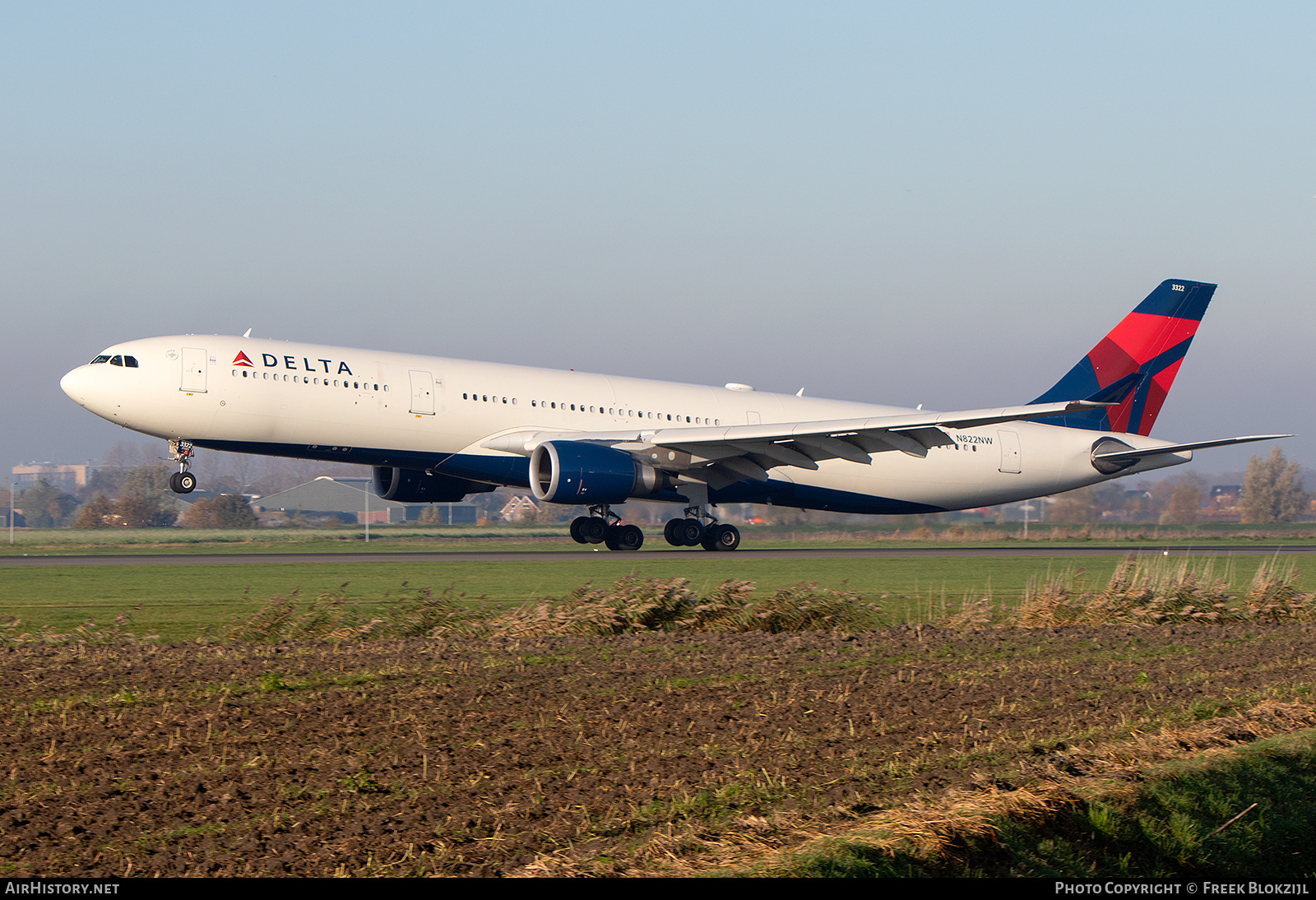 Aircraft Photo of N822NW | Airbus A330-302 | Delta Air Lines | AirHistory.net #518154