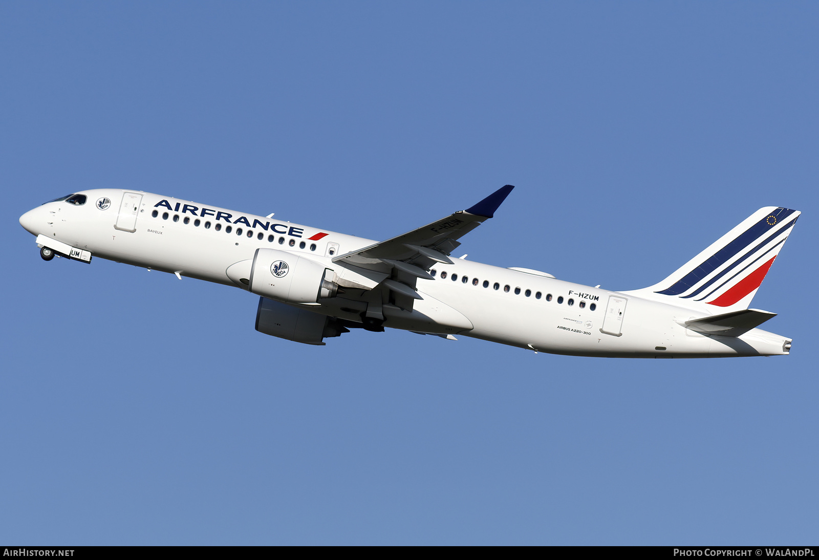 Aircraft Photo of F-HZUM | Airbus A220-371 (BD-500-1A11) | Air France | AirHistory.net #518235