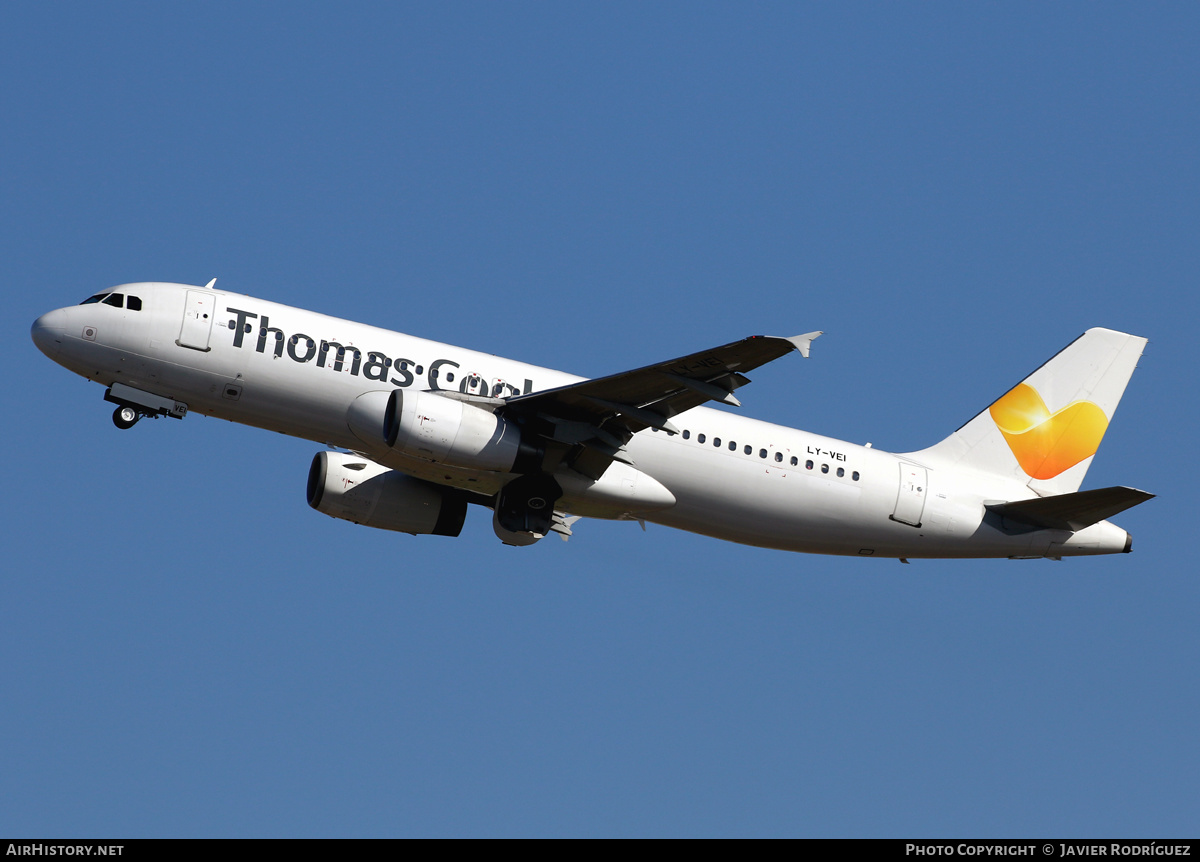 Aircraft Photo of LY-VEI | Airbus A320-233 | Thomas Cook Airlines | AirHistory.net #518279