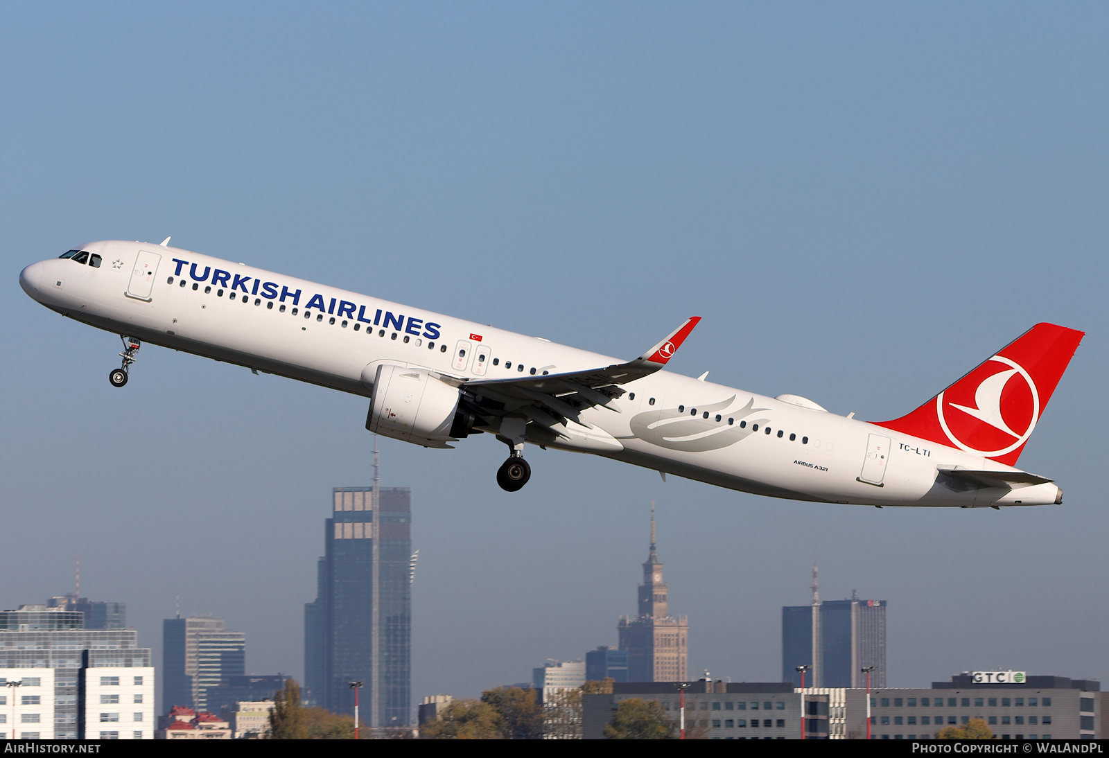 Aircraft Photo of TC-LTI | Airbus A321-271NX | Turkish Airlines | AirHistory.net #518303