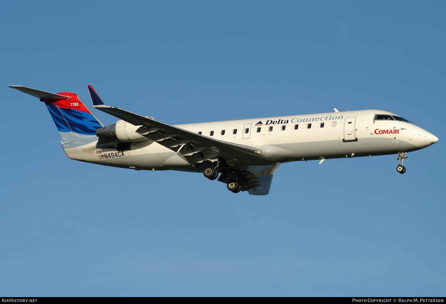 Aircraft Photo of N494CA | Bombardier CRJ-200ER (CL-600-2B19) | Delta Connection | AirHistory.net #518311