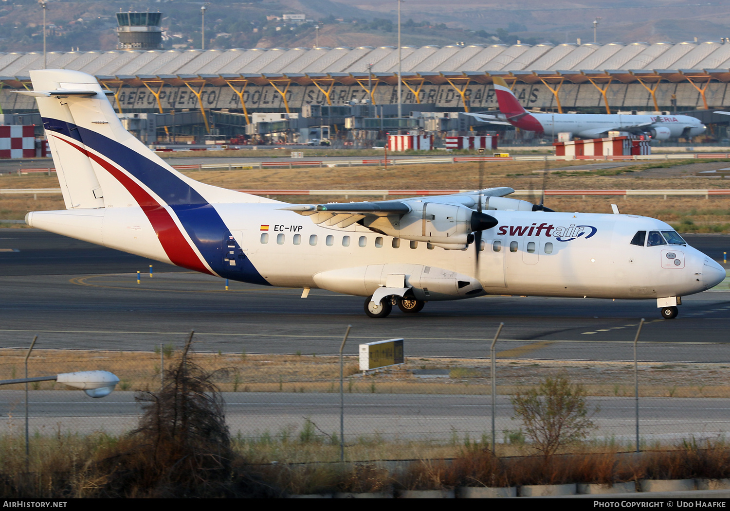 Aircraft Photo of EC-IVP | ATR ATR-42-300 | Swiftair | AirHistory.net #518320