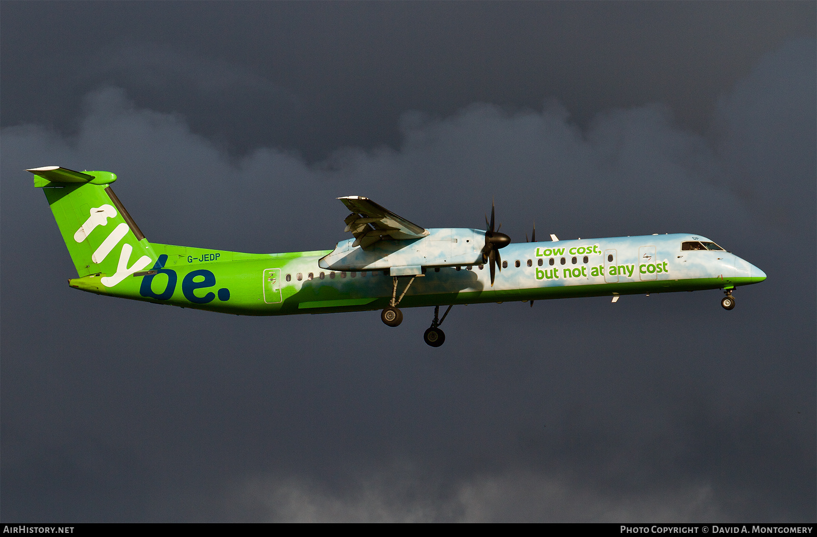 Aircraft Photo of G-JEDP | Bombardier DHC-8-402 Dash 8 | Flybe | AirHistory.net #518363