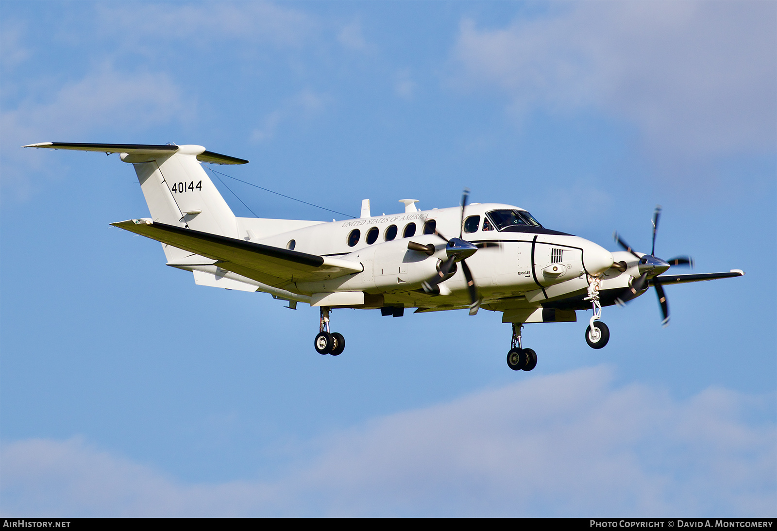 Aircraft Photo of 84-0144 / 40144 | Beech C-12U-3 Huron (B200C) | USA - Army | AirHistory.net #518367