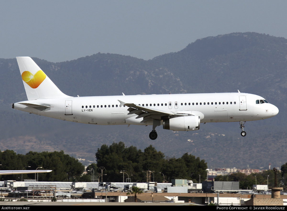 Aircraft Photo of LY-VEN | Airbus A320-233 | Thomas Cook Airlines | AirHistory.net #518378
