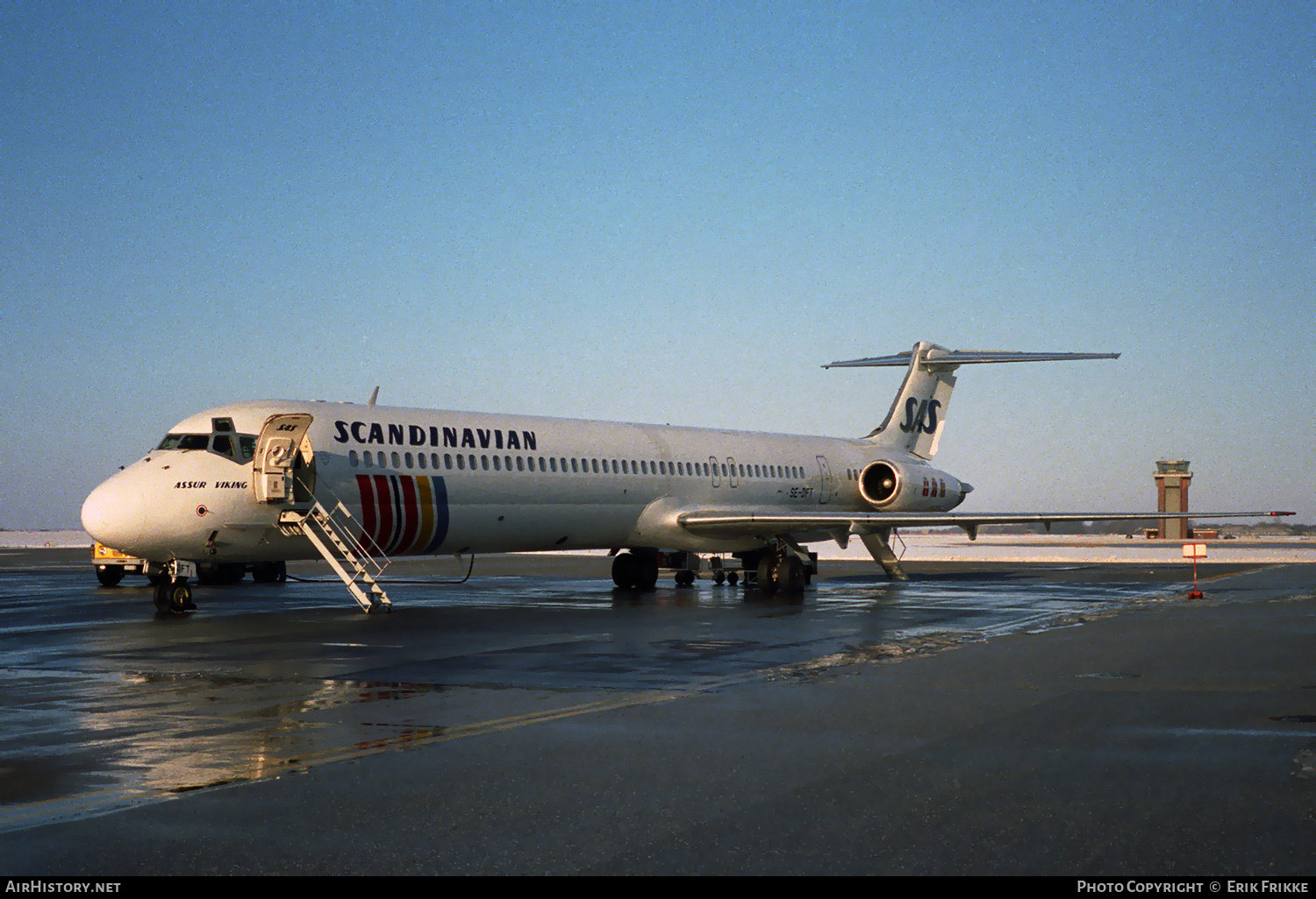 Aircraft Photo of SE-DFT | McDonnell Douglas MD-82 (DC-9-82) | Scandinavian Airlines - SAS | AirHistory.net #518439