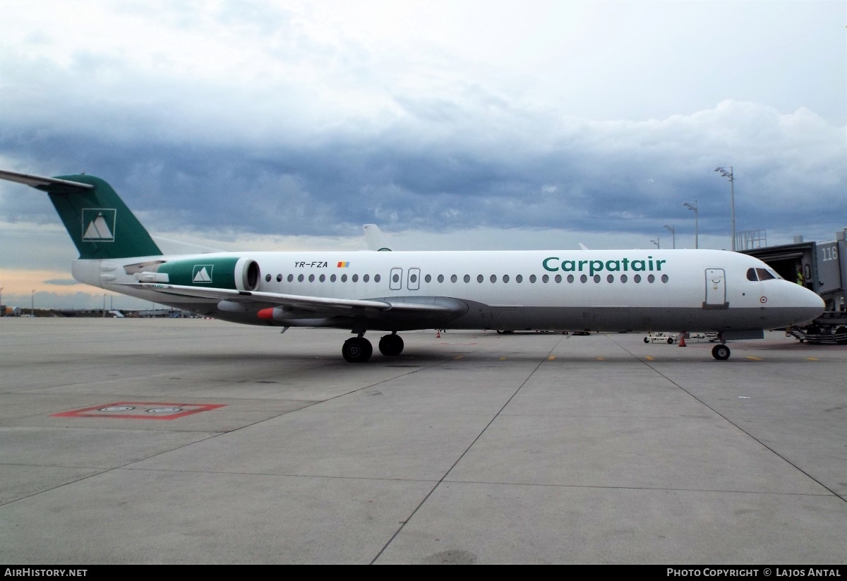 Aircraft Photo of YR-FZA | Fokker 100 (F28-0100) | Carpatair | AirHistory.net #518447