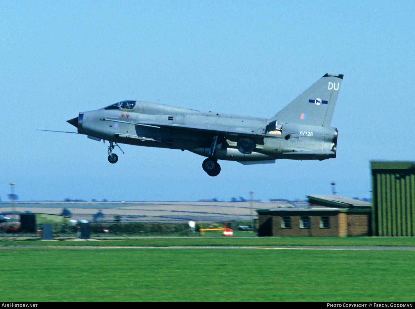 Aircraft Photo of XV328 | English Electric Lightning T5 | UK - Air Force | AirHistory.net #518478